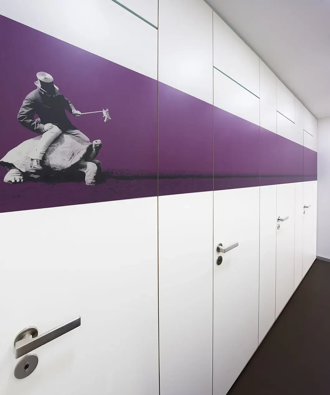 Sanitary partitions SVFG40 ALTUS with motif print