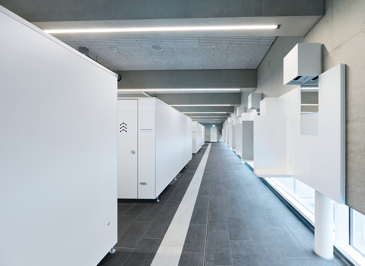 Changing cubicles, hair dryer stations