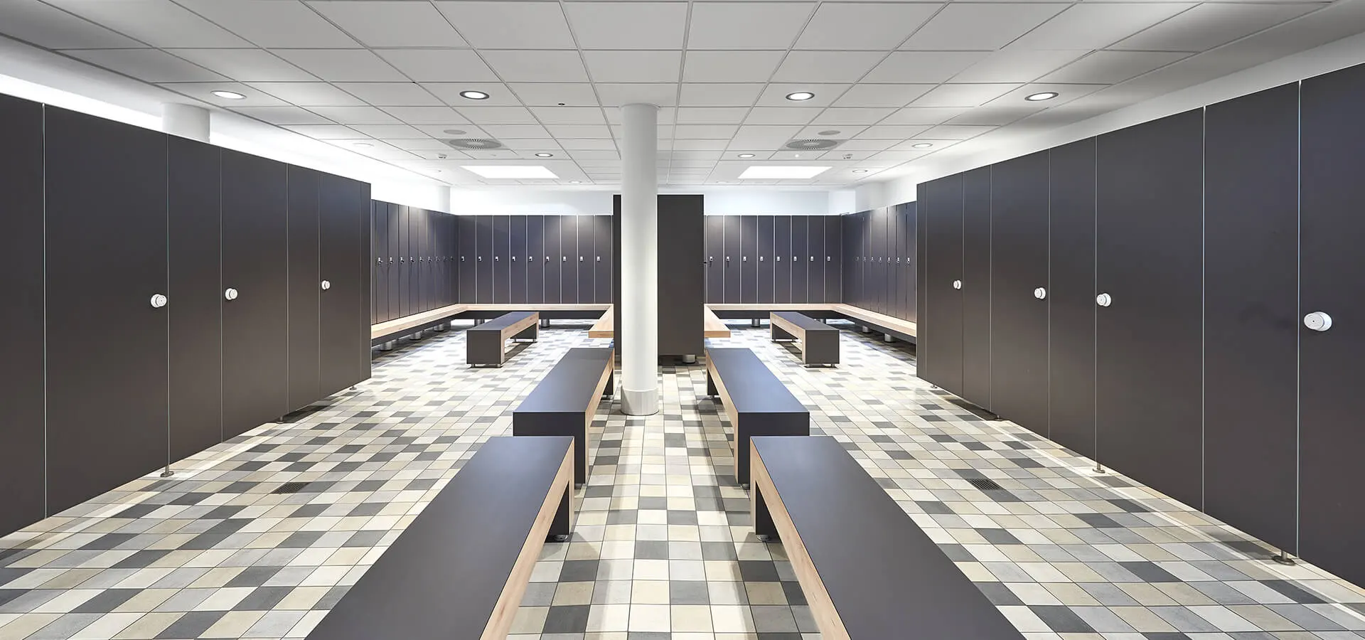 Schwimmbäder und Wellnesseinrichtungen