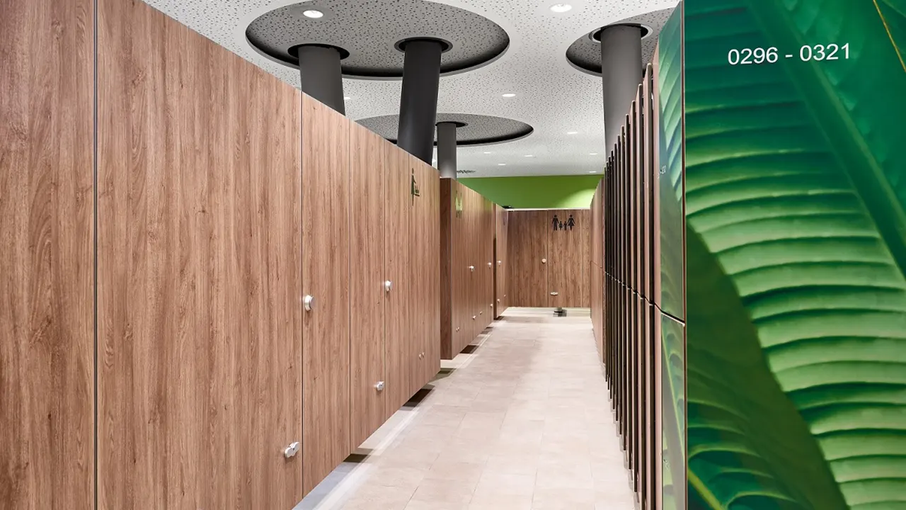 Changing cubicles Changing cubicles